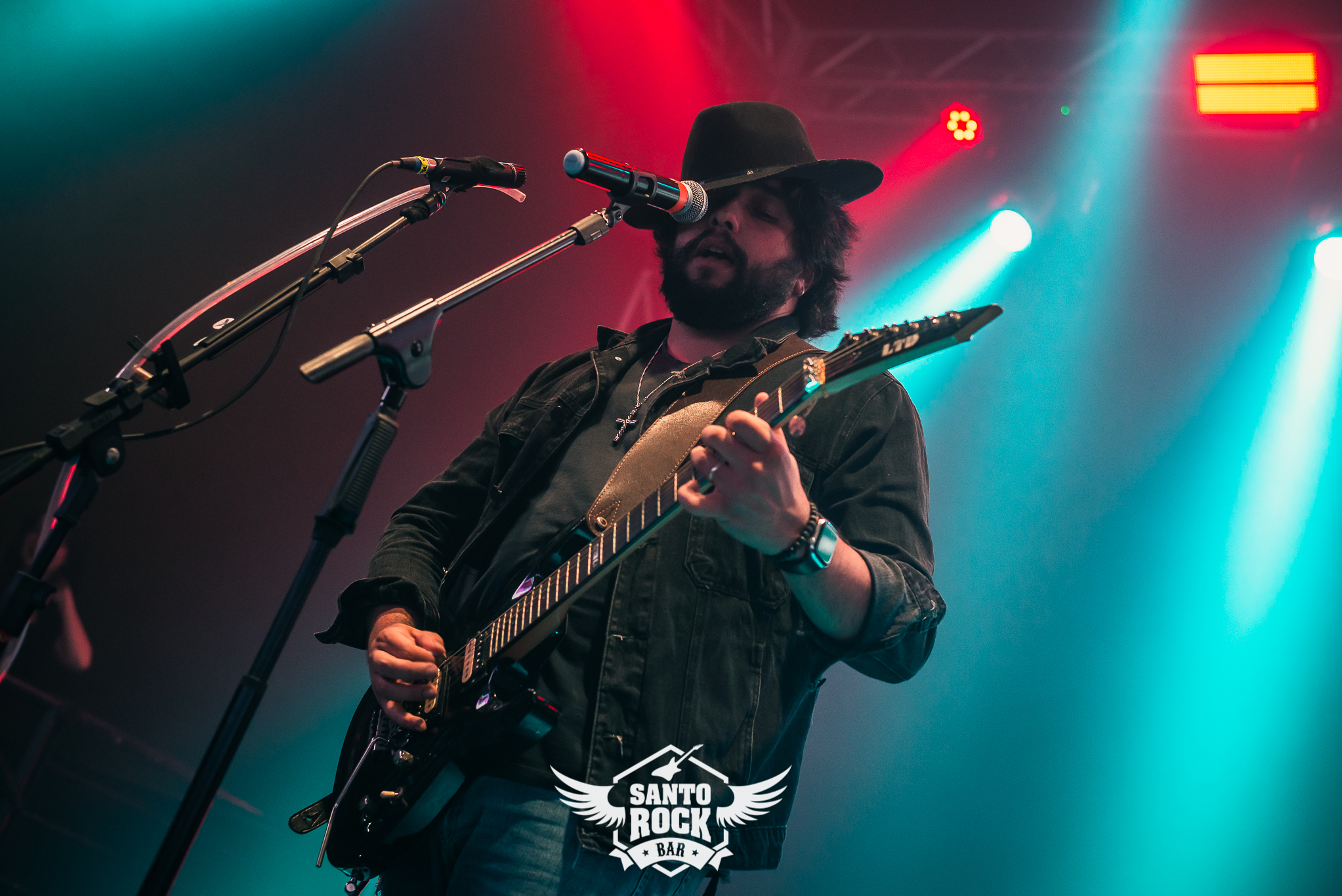 Bon Jovi experience / Use Yours Guns 