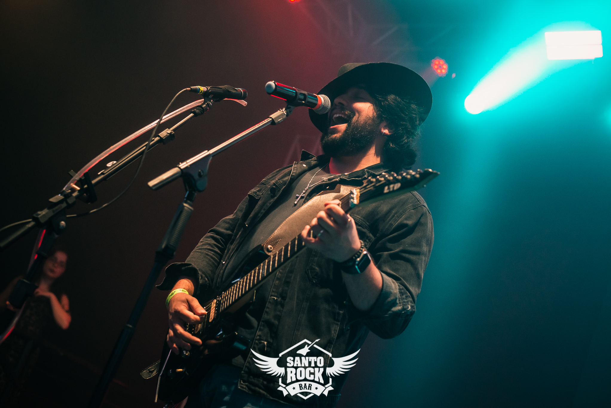 Bon Jovi experience / Use Yours Guns 