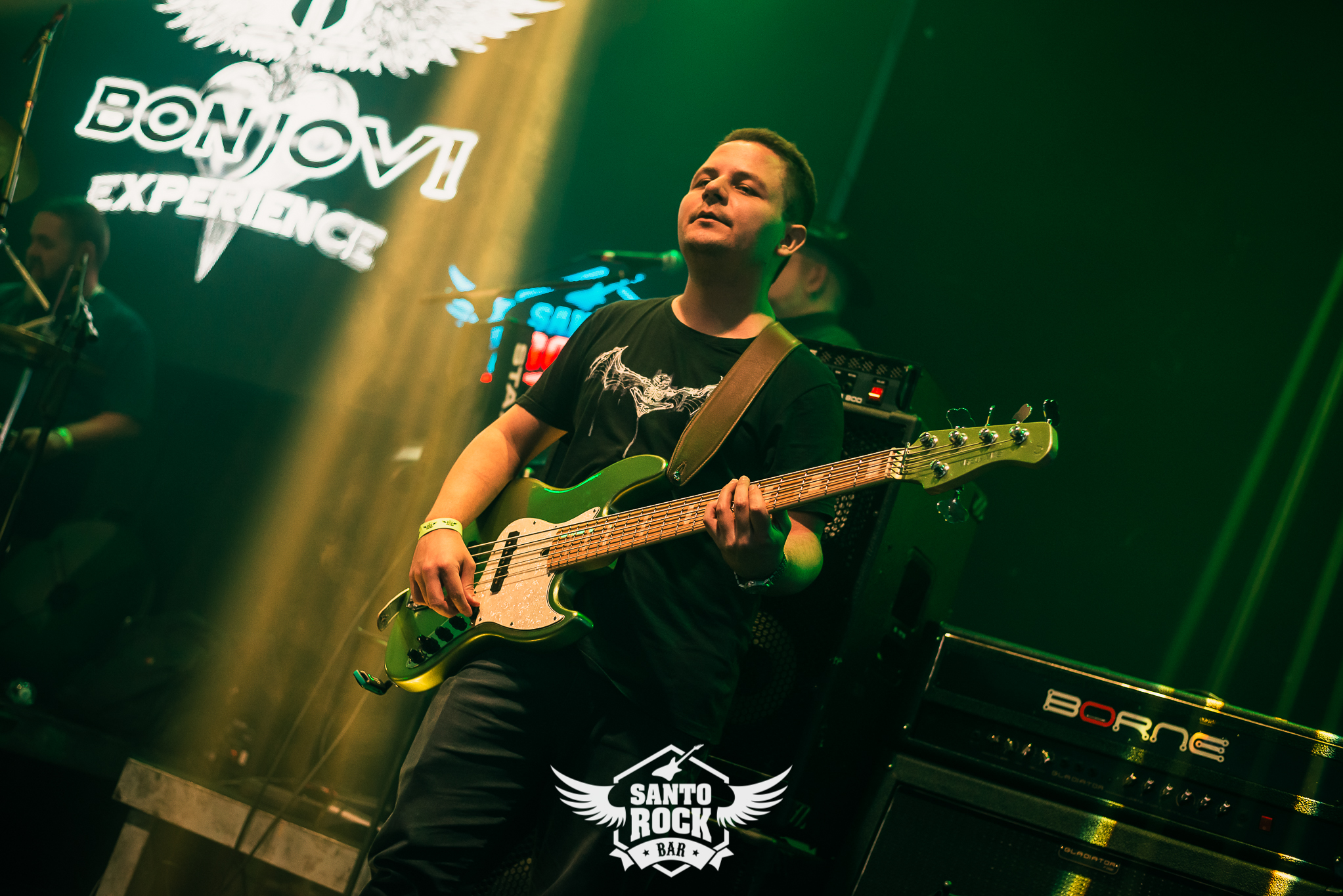 Bon Jovi experience / Use Yours Guns 