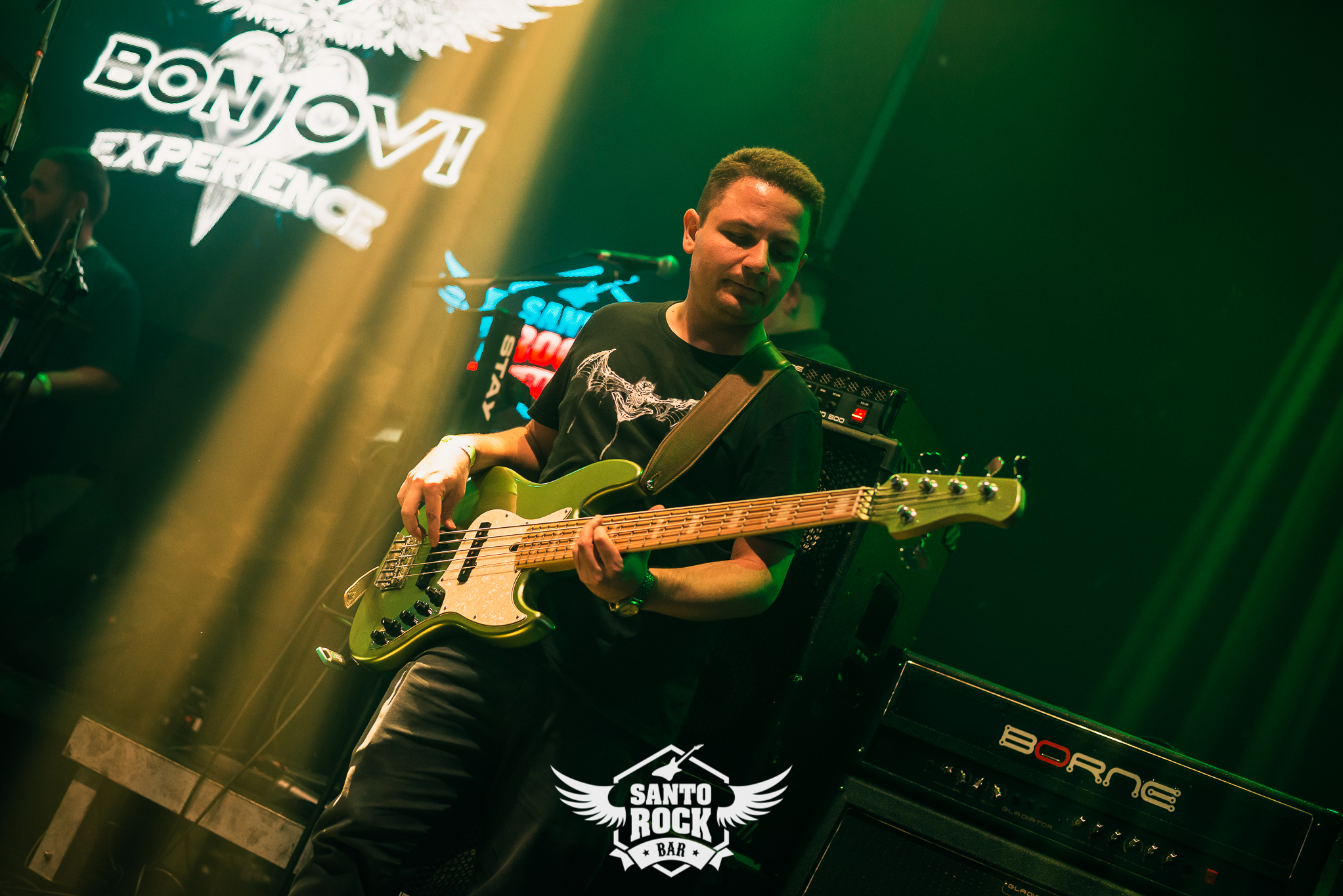 Bon Jovi experience / Use Yours Guns 