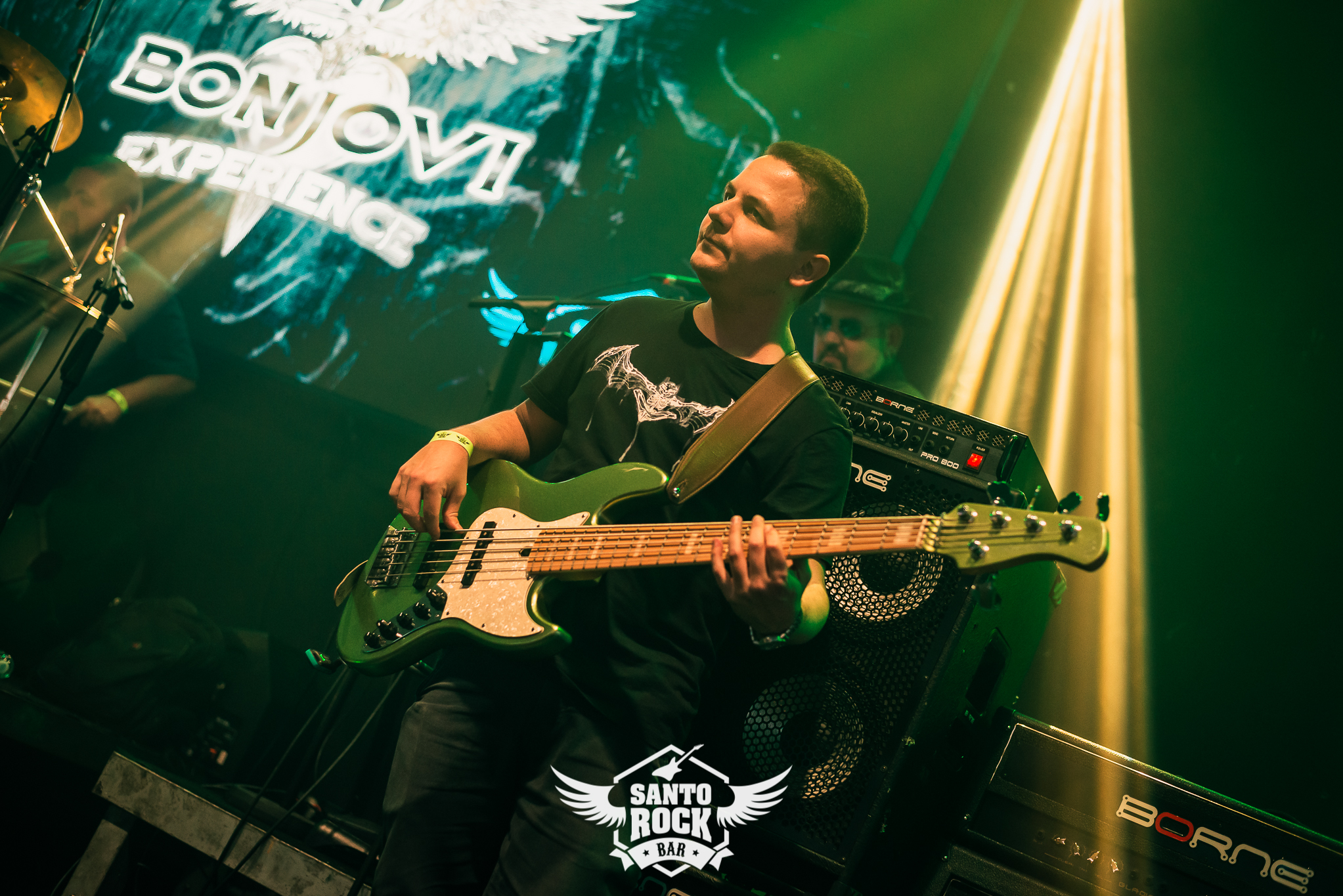 Bon Jovi experience / Use Yours Guns 