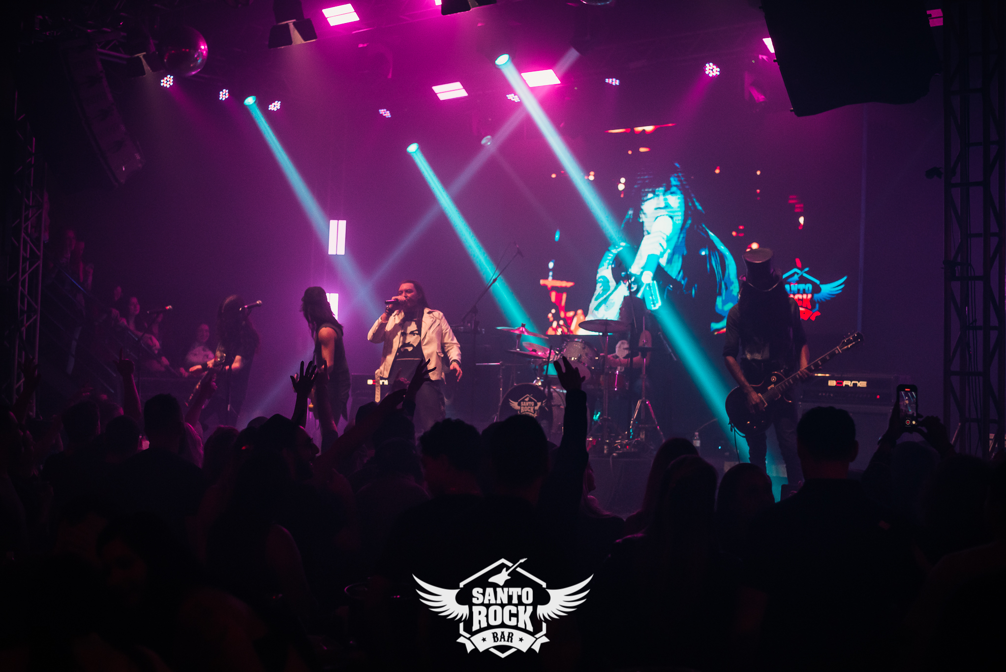 Bon Jovi experience / Use Yours Guns 