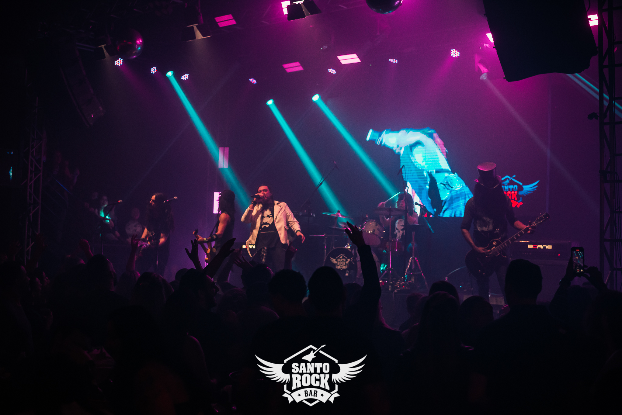 Bon Jovi experience / Use Yours Guns 