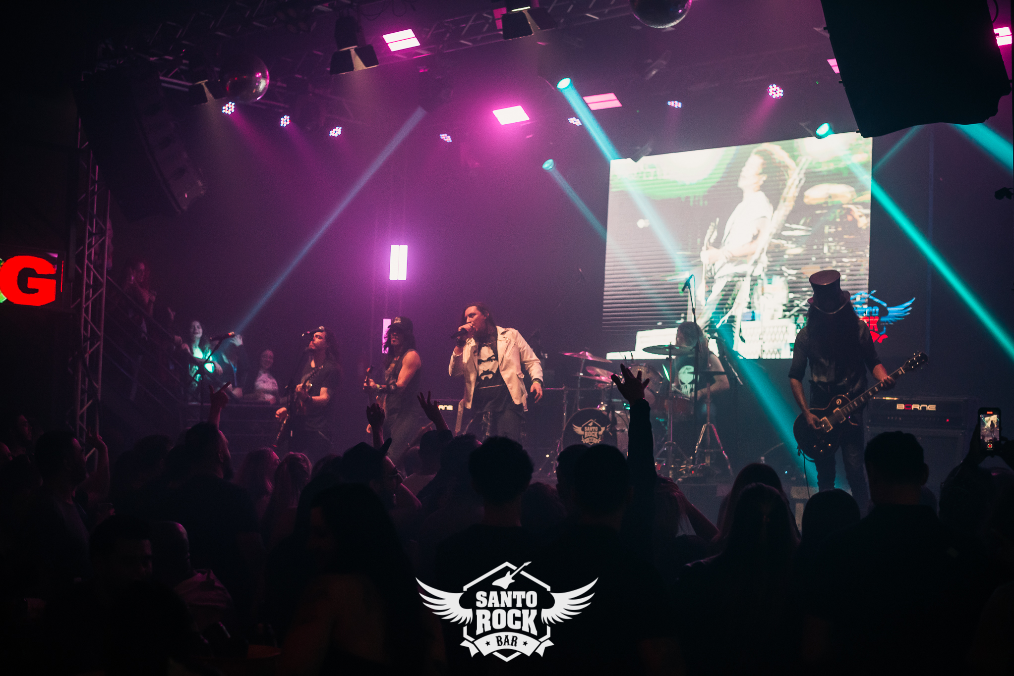 Bon Jovi experience / Use Yours Guns 