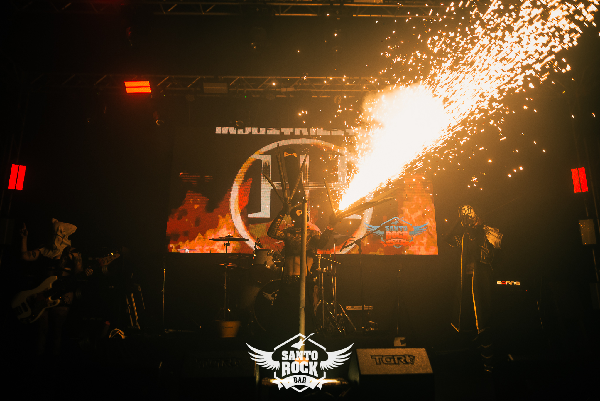 Industriestein / Sleep Token 