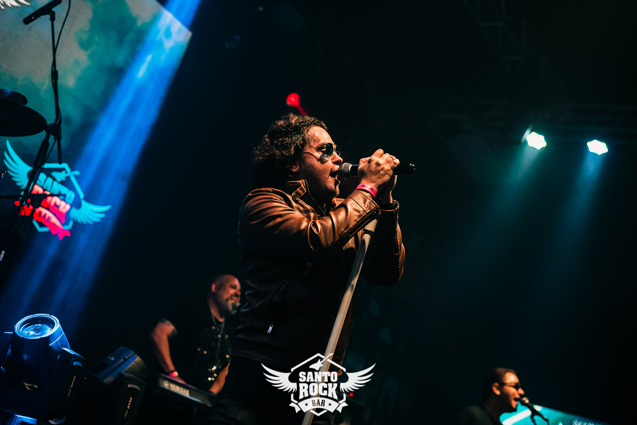 Bon Jovi experience / Use Yours Guns 