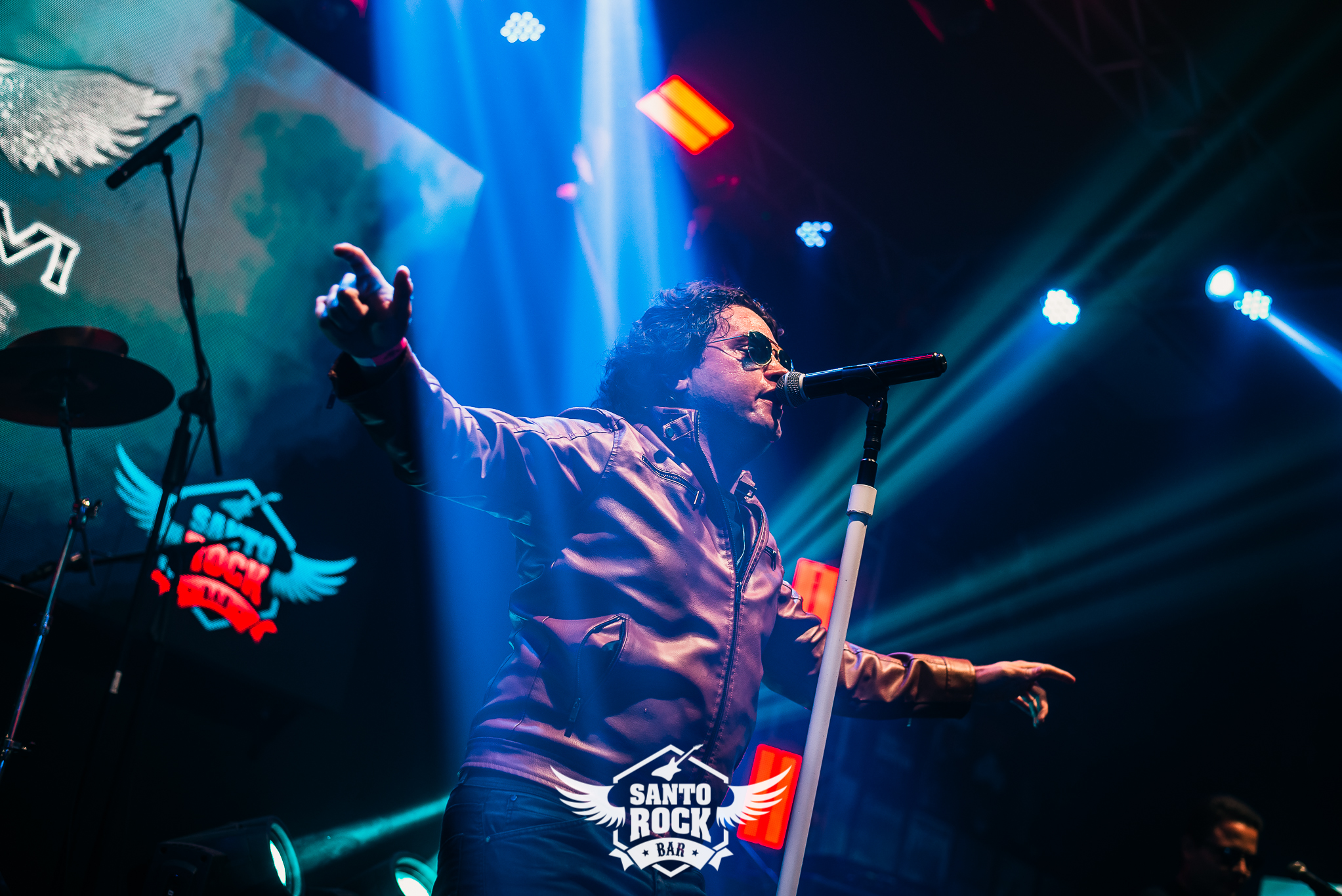 Bon Jovi experience / Use Yours Guns 